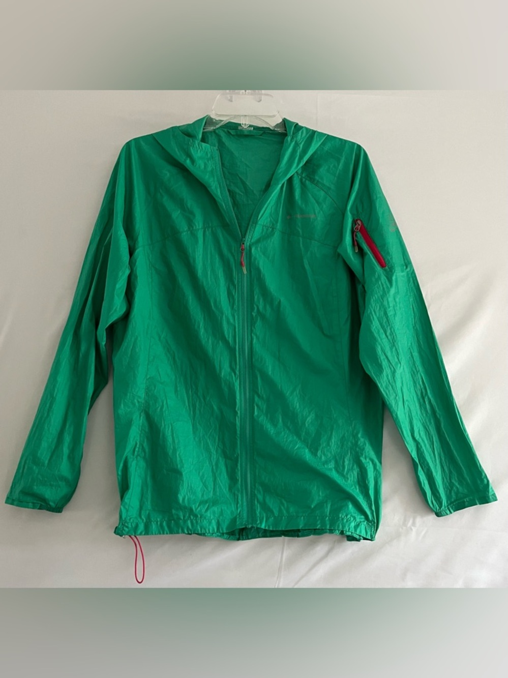 Gorpcore Essential // Quechua Helium Series Ultralight Windbreaker